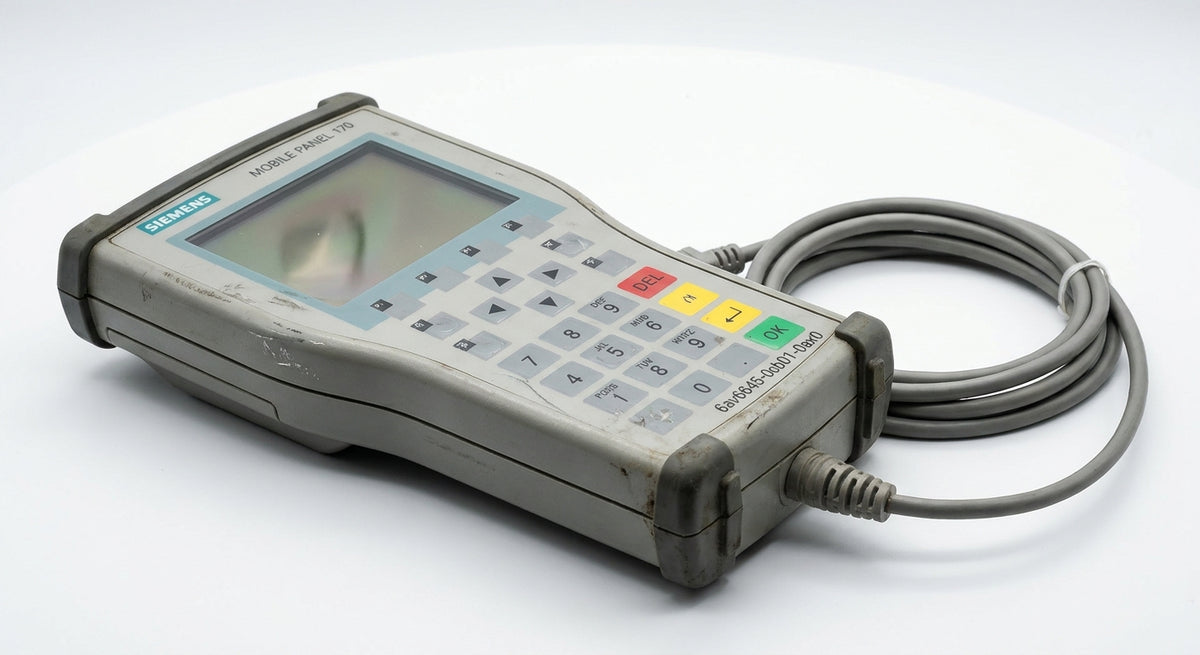 SIEMENS 6av6645-0cb01-0ax0