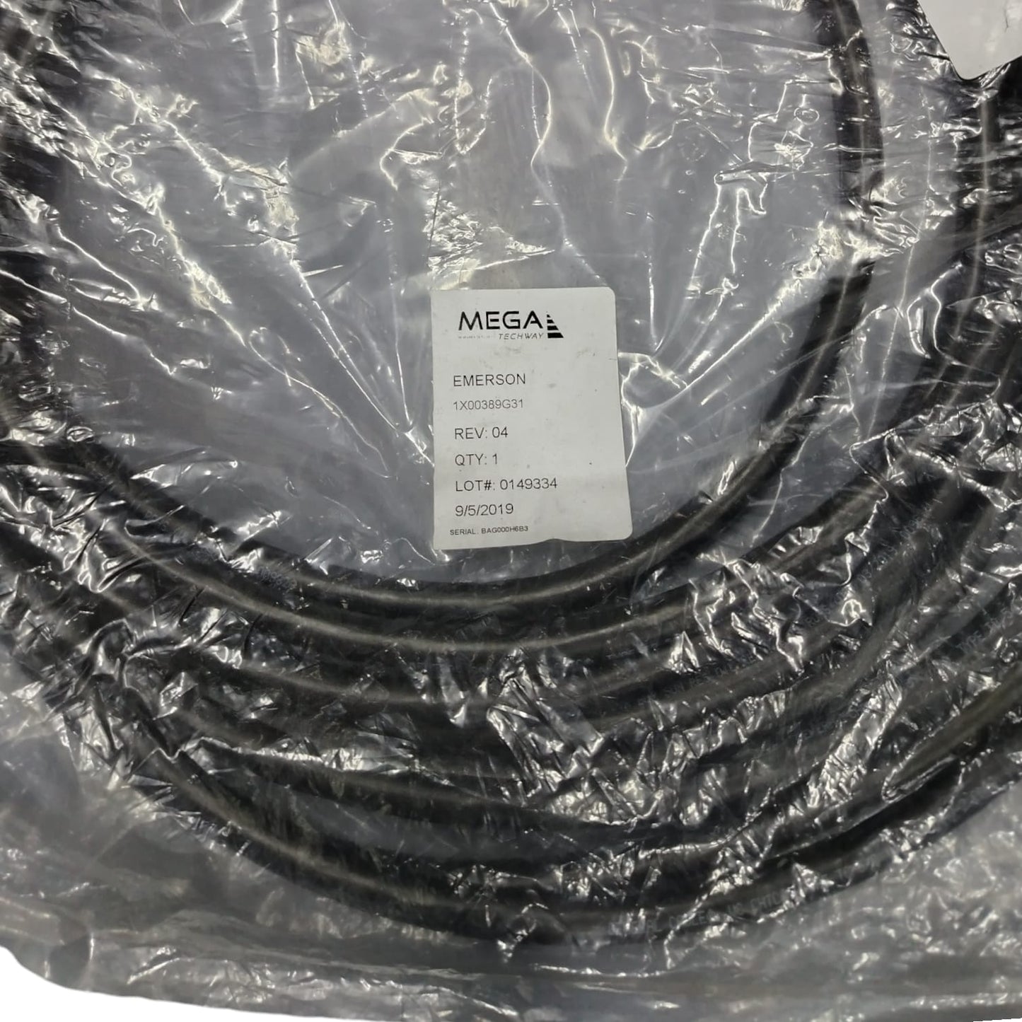 EMERSON 1X00389G31 Cable de comunicación de datos