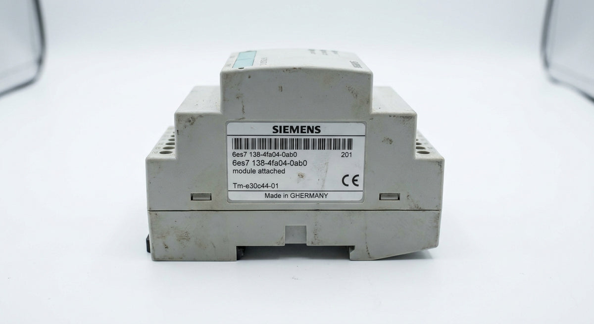 SIEMENS 6es7 138-4fa04-0ab0 + Tm-e30c44-01