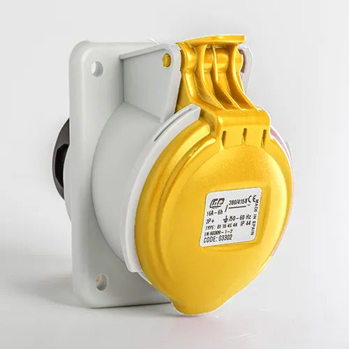 Base empotrar inclinada 16A 3P+T 120VCA 4h Amarillo IP44