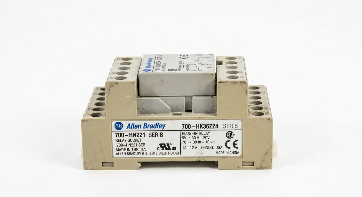 ALLEN BRADLEY 700-HN221 SER B + 700-HK36Z24 SER B