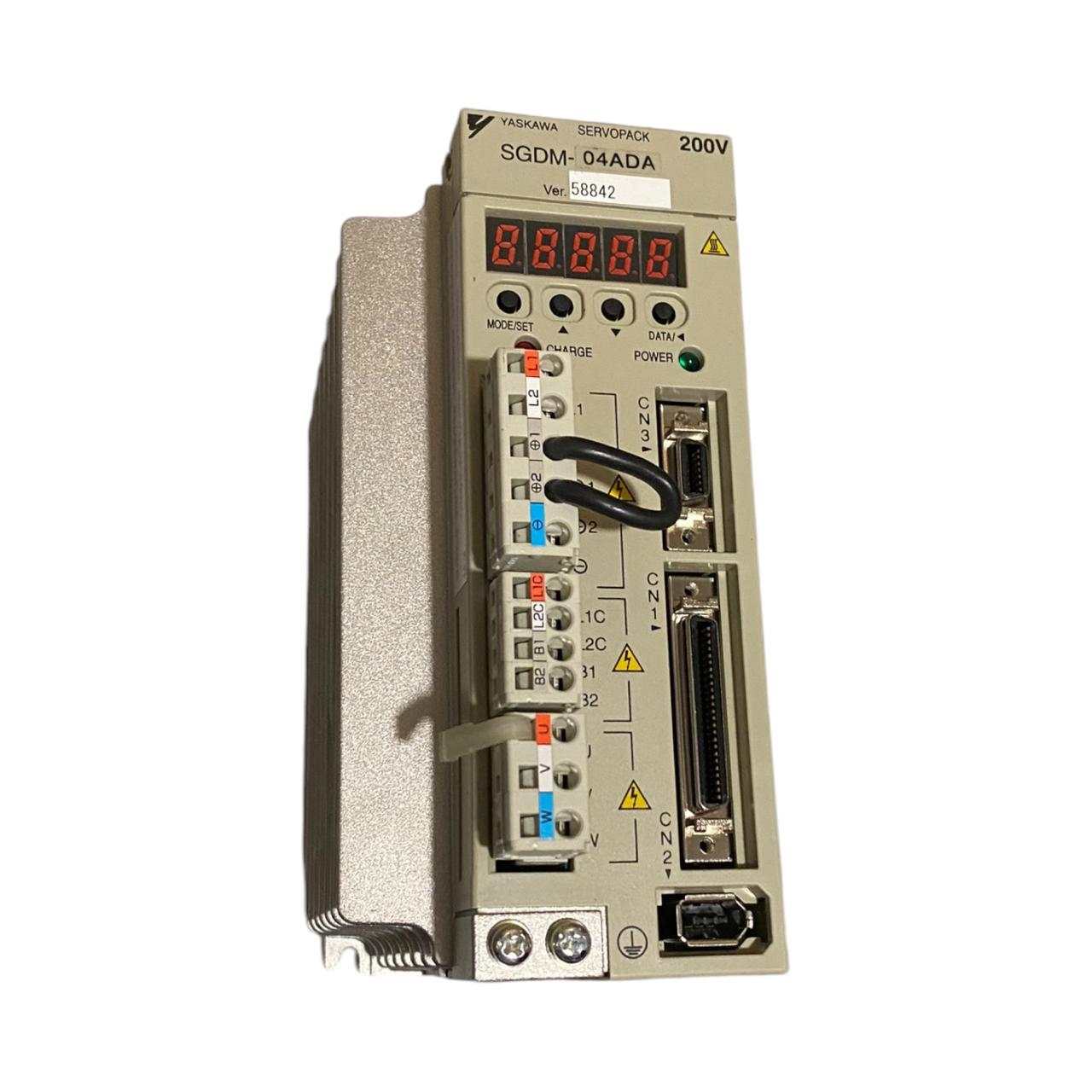 Yaskawa SGDM-04ADA variador de frecuencia