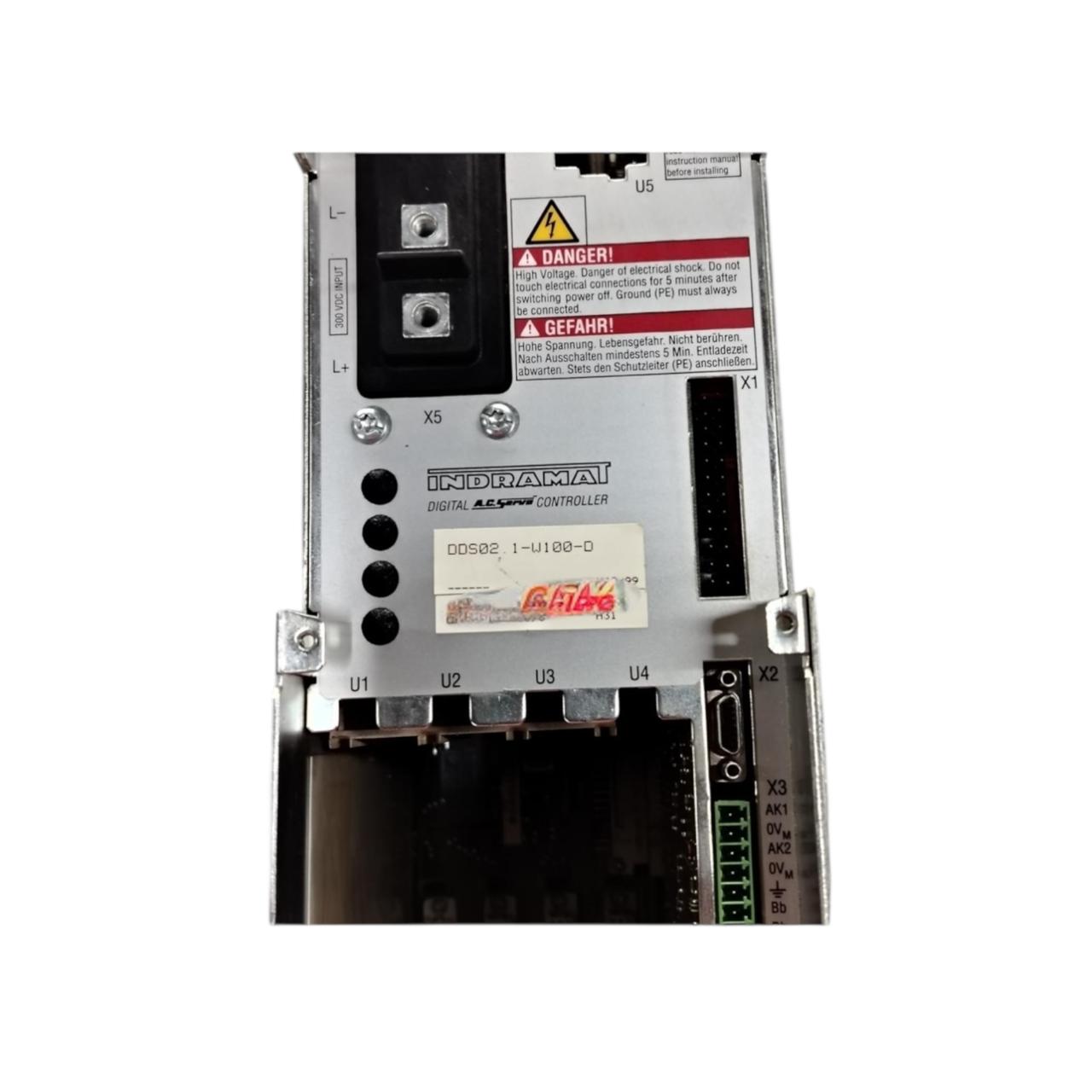 Indramat Dds02.1-w100-d unidad de control de servomotor digital