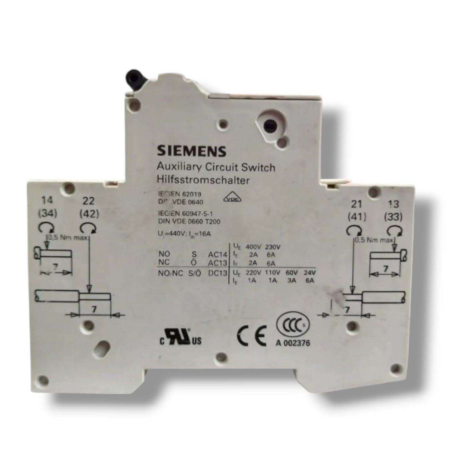 SIEMENS 5SY4106-7 MCB C6 con 5ST3010 INTERRUPTOR AUTOMATICO