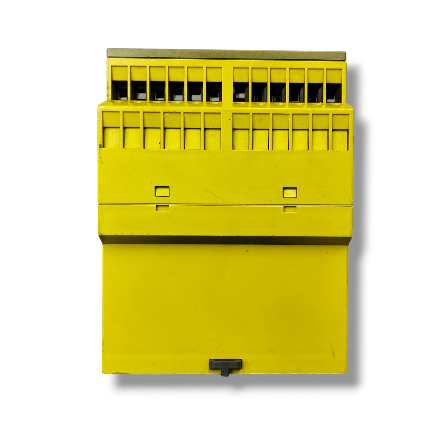 PILZ PNOZ 10 24VDC 6S 40 RELE DE SEGURIDAD