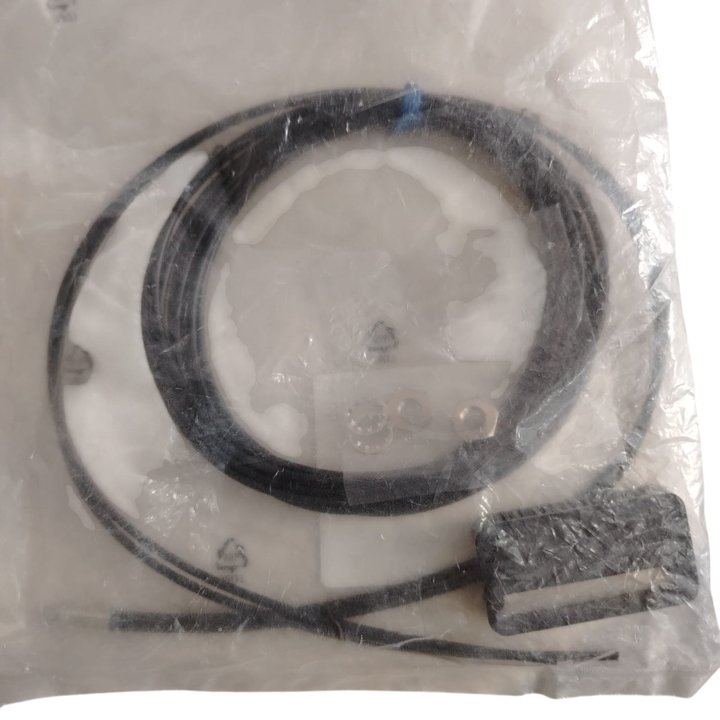 OMRON E32-DC200