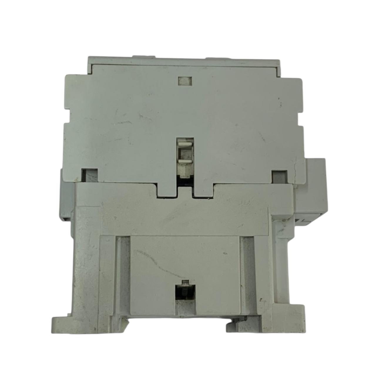 Allen Bradley 100-c09*10 Ser A contactor trifásico IEC Con Detalle