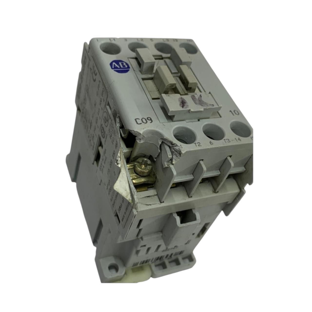 Allen Bradley 100-c09*10 Ser A contactor trifásico IEC Con Detalle