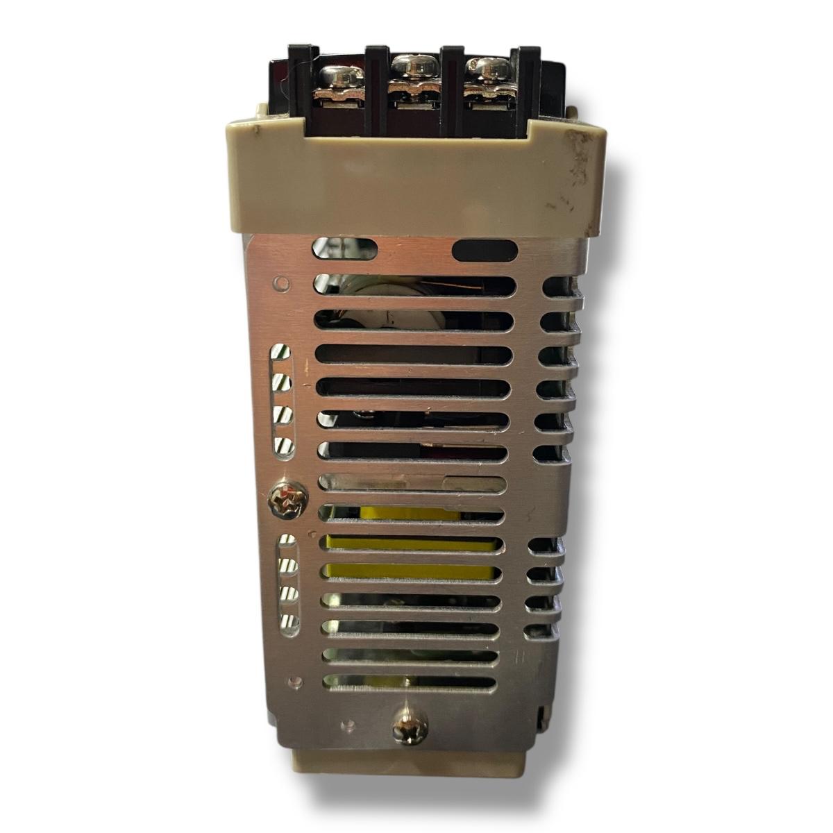 Omron S8vs-12024a fuente de alimentación
