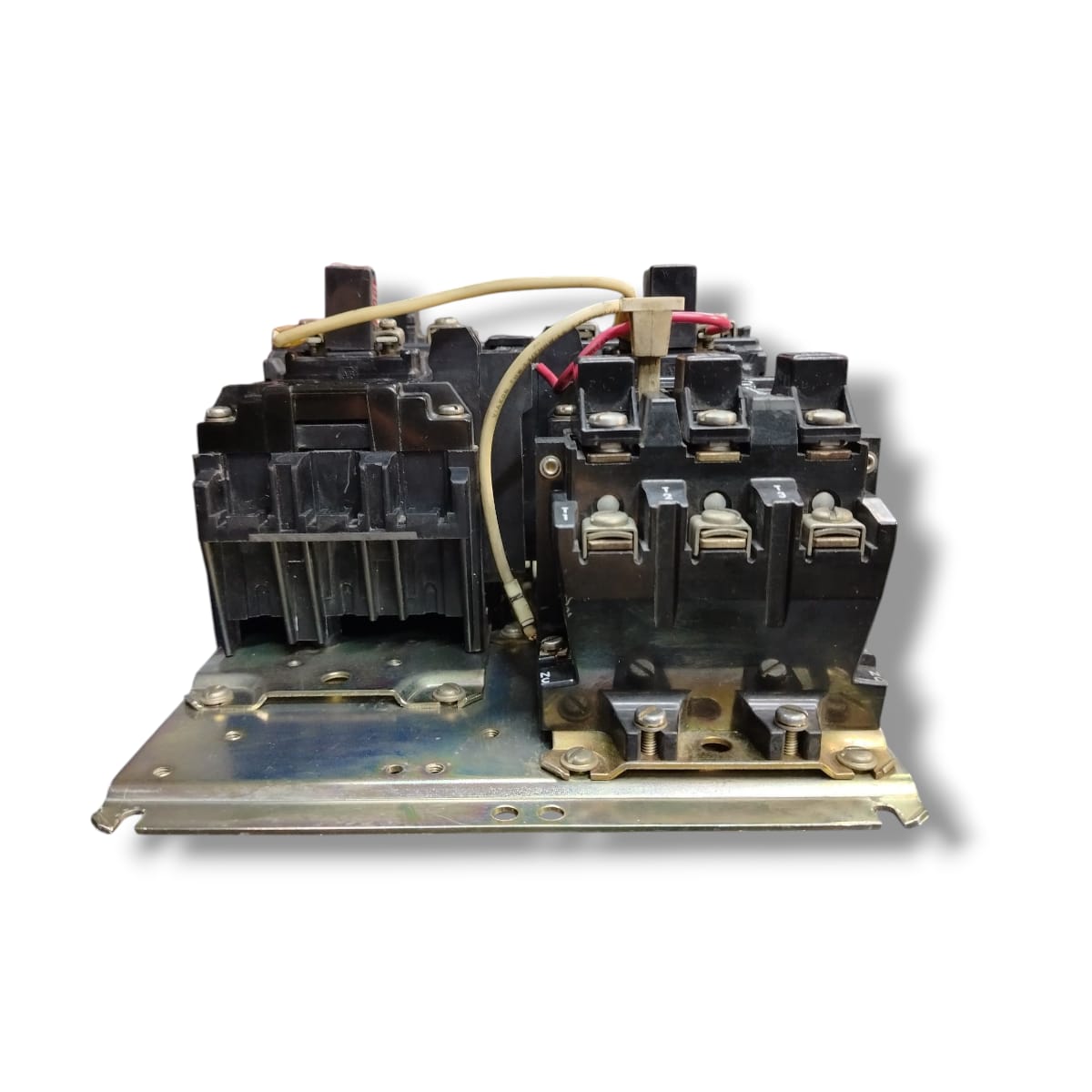 ALLEN BRADLEY SIZE 0-1 SERVOMOTOR