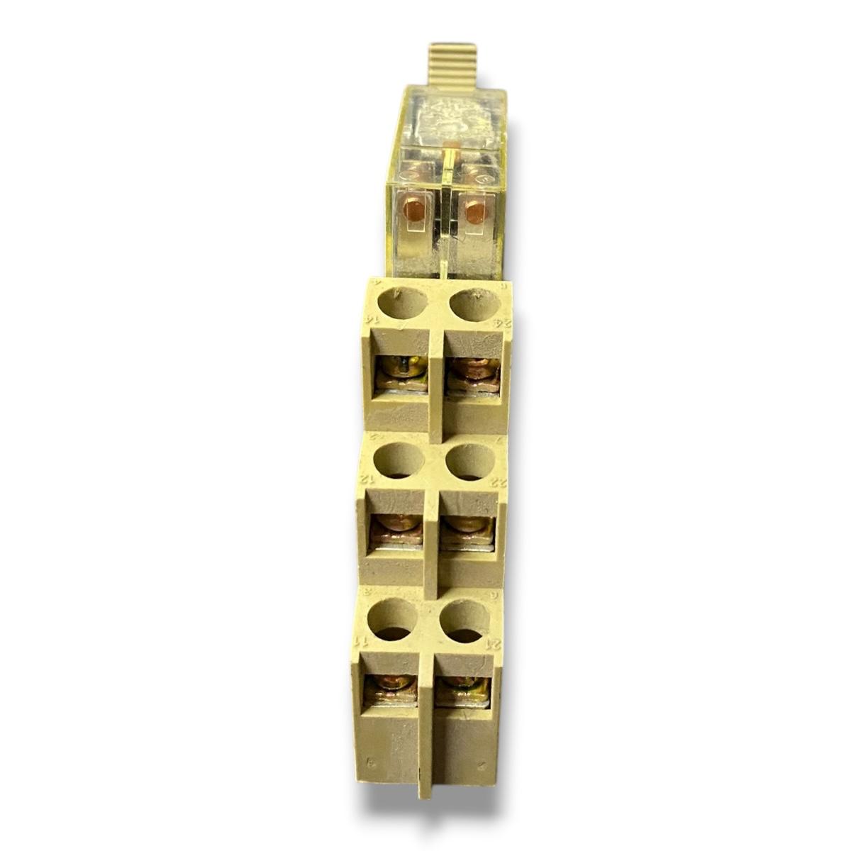 Omron G2r-2-sn+p2rf-08-e Módulo De Conmutación