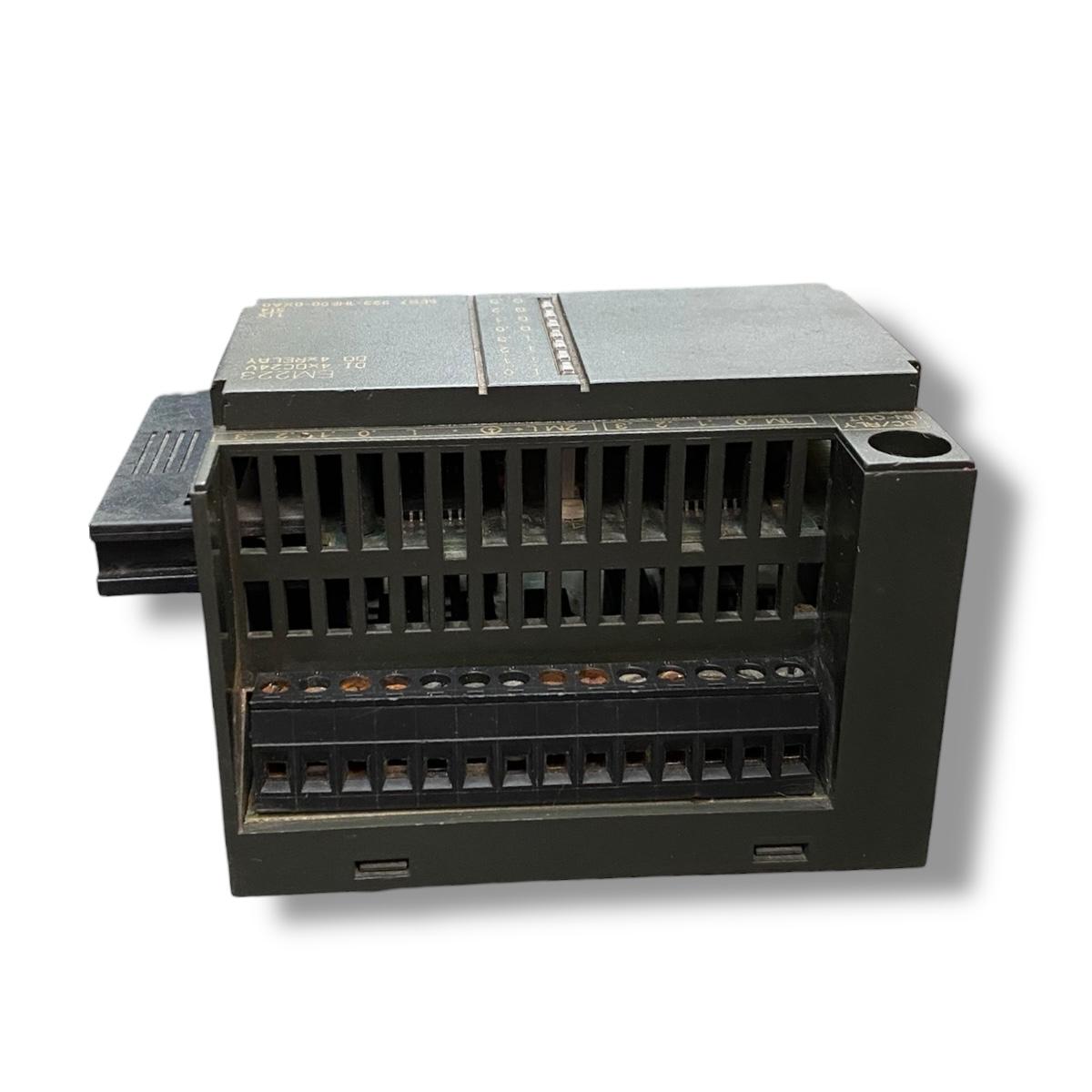 SIEMENS 6ES7 223-1HF00-0XA0 módulo de E/S