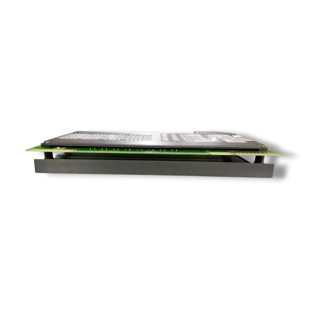ALLEN-BRADLEY 1771-0D16 A ISOLATED 120V AC OUTPUT MODULE