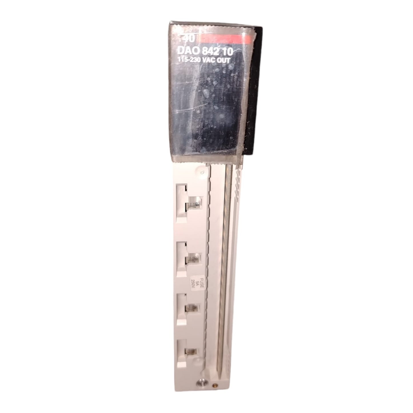 SCHNEIDER ELECTRIC 140 DAO 842 10 Módulo de salida