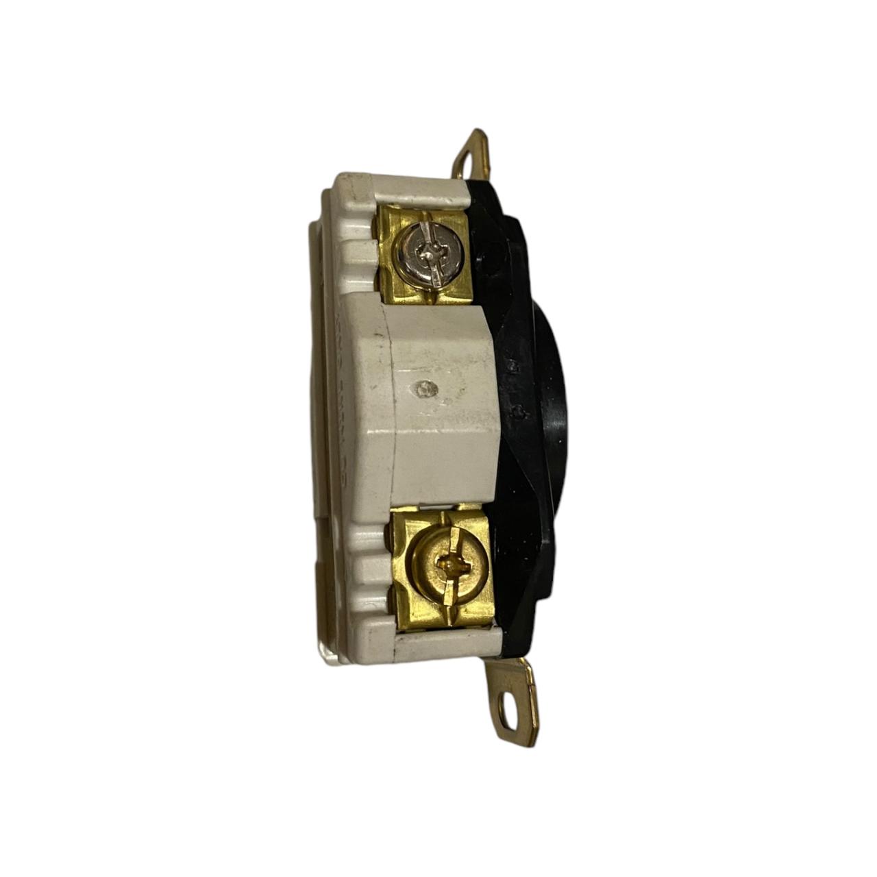 Hubbell HBL2730