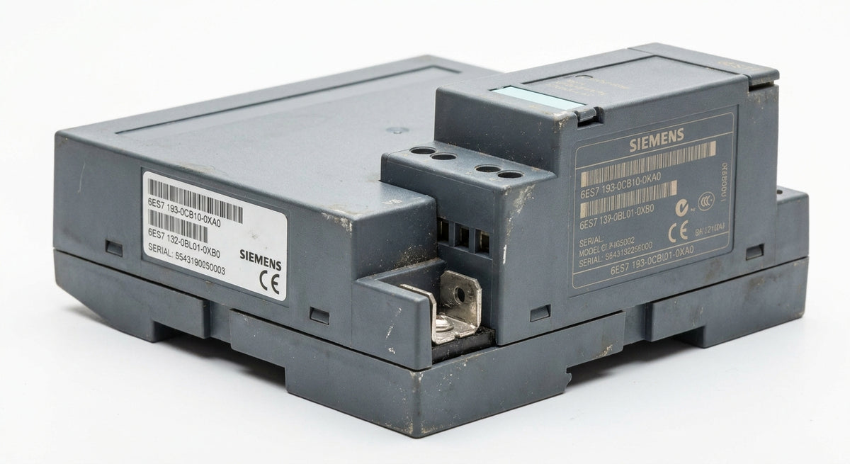 SIEMENS 6ES7 193-0CB10-0XA0 + 6ES7 132-0BL01-0XB0