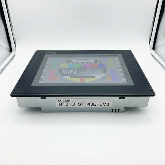 Omron NT31C-ST143B-EV3