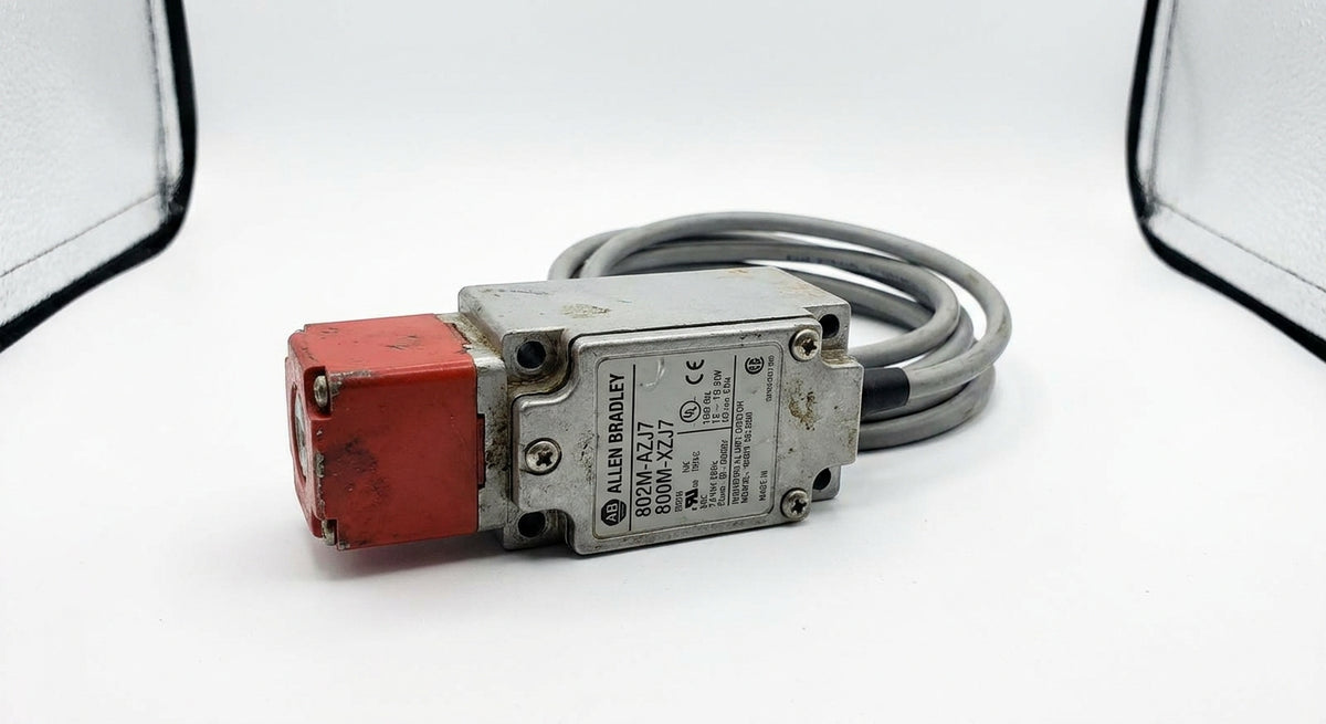 ALLEN BRADLEY 802M-AZJ7 800M-XZJ7