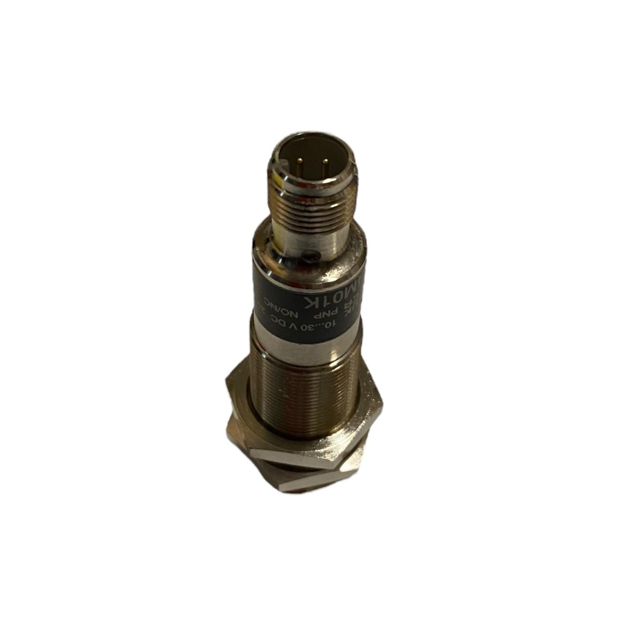 Senstronic E128V05M184M01K sensor inductivo.