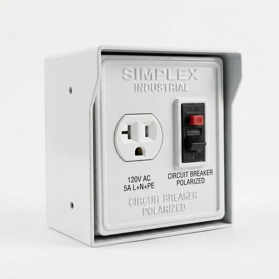 SIMPLEX Tomacorriente simple con CB polarizado L+N+PE 120VAC 5A