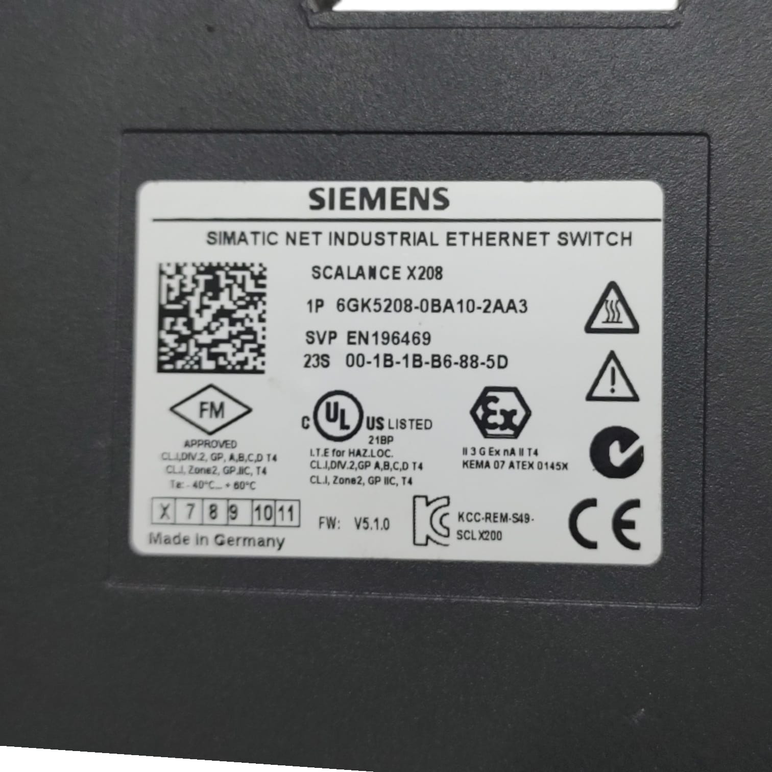 Siemens 6GK5208-0BA10-2AA3 ethernet switch