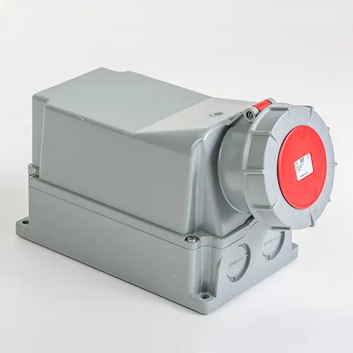 Base mural 125A 3P+T 400VCA 6h Rojo IP66-IP67
