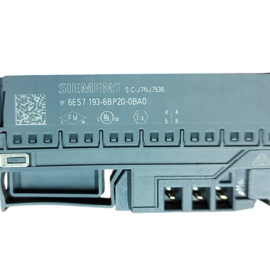 Siemens 6ES7 193-6BP20-0BA0 + 6ES7 132-6BF00-0BA0 bloque terminal.