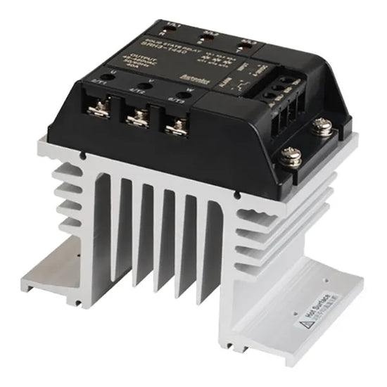 SRH3-1440 SSR trifásico con disipador 40A Input 4-30VCD Output 48-480VCA