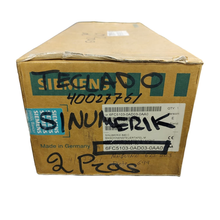 Siemens 6FC5103-0AD03-0AA0 panel de control