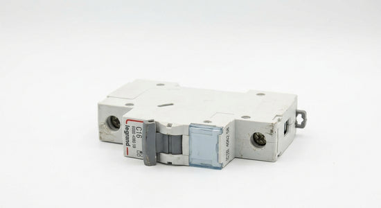 LEGRAND DX3 D16 6000 4080 59 4062 58