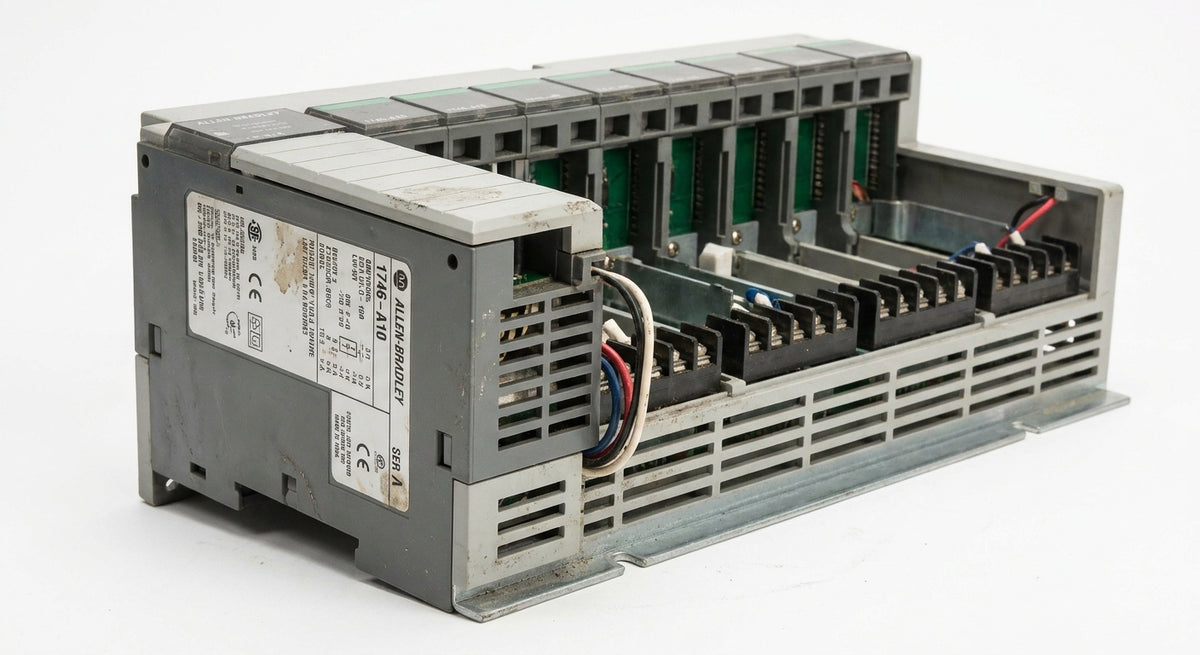 ALLEN BRADLEY 1746-A10 + 1746-P2