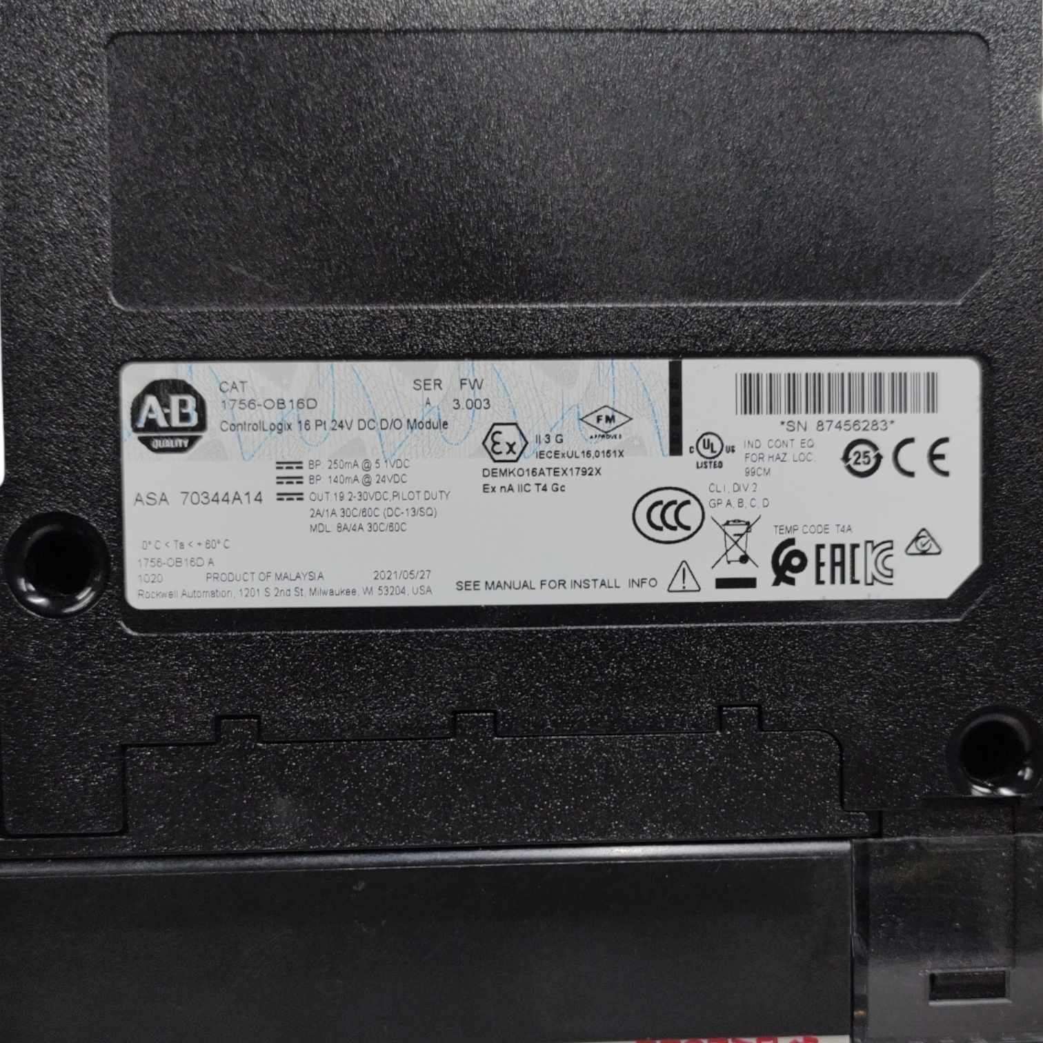 Allen Bradley 1756-OB16D módulo de salida
