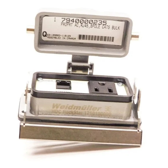 RJ45(CAT5)+AC Interface Pto de alimentación 120V 5A con. RJ45 (CAT5). Tam6 -x-