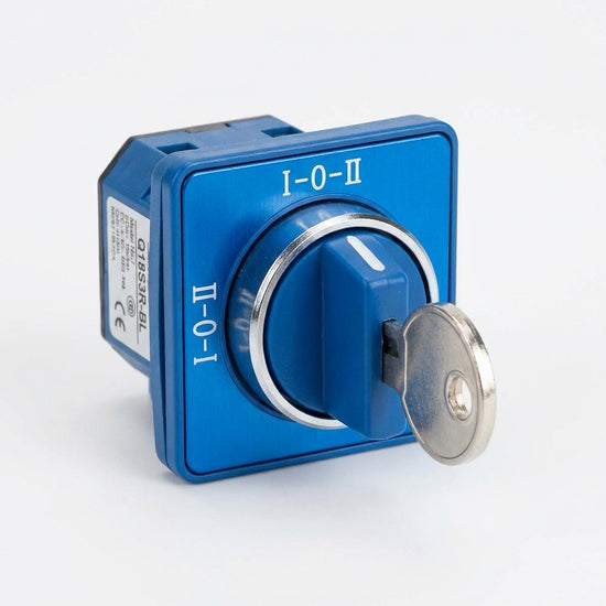 Q18S3R-BL Selector cuadrado 18X18mm con Llave 3pos 16mm Mantenido -I-0-II- Azul