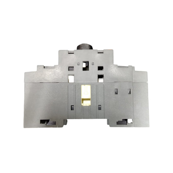 ABB	1S200B11907600539/OT125F3 Interruptor trifásico