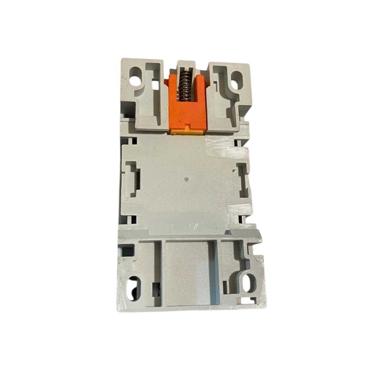 Lovato BF12 10  AC3 12A contactor trifásico