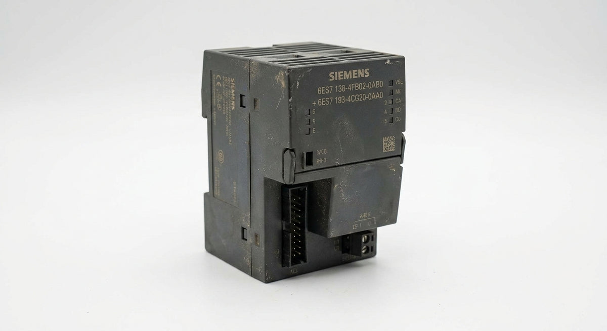 SIEMENS 6ES7 138-4FB02-0AB0 + 6ES7 193-4CG20-0AA0
