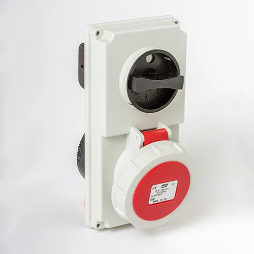 Base emportrar enclavamiento 16A 3P+N+T 220/400VCA 6h Rojo IP66-IP67