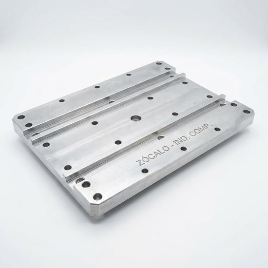 BIND RITTAL 8660033 VX LATERAL ZOCALO 100MM PROF:600