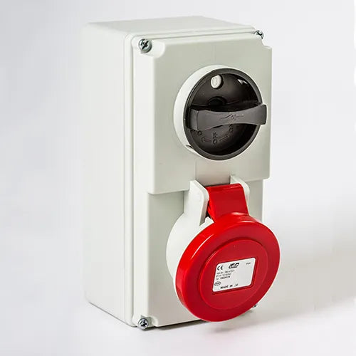 Base mural enclavamiento 16A 3P+N+T 220/400VCA 6h Rojo IP44-IP54