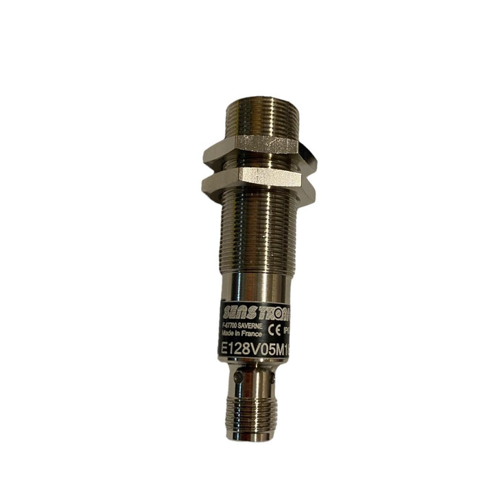 Senstronic E128V05M184M01K sensor inductivo.