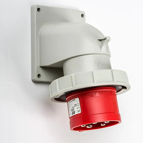 Clavija empotrar acodada 32A 3P+N+T 220/400VCA 6h Rojo IP67
