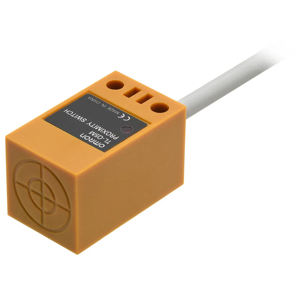 Sensor de proximidad rectangular dist. sens. 5mm. 3hilos NPN NA 2M 12-24VCD OMRO