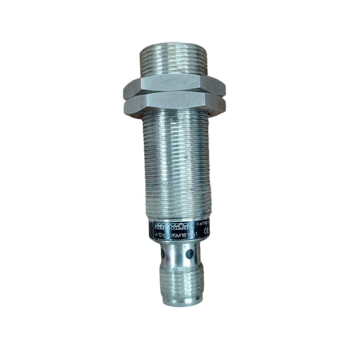 Senstronics F-67700 sensor inductivo.
