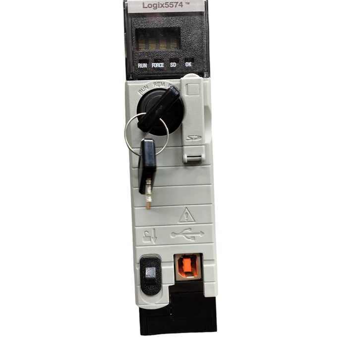 Allen Bradley 1756-l74  Módulo controlador