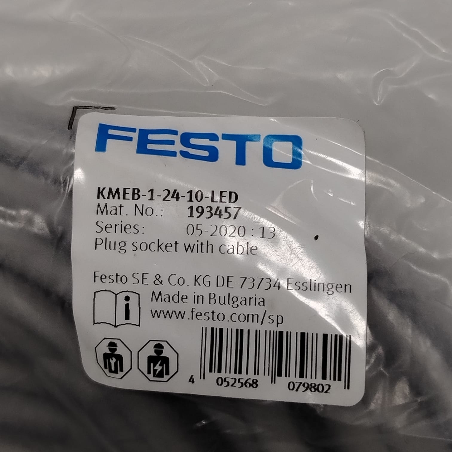 Festo KMEB-1-24-10-LED Cable con conector tipo zócalo