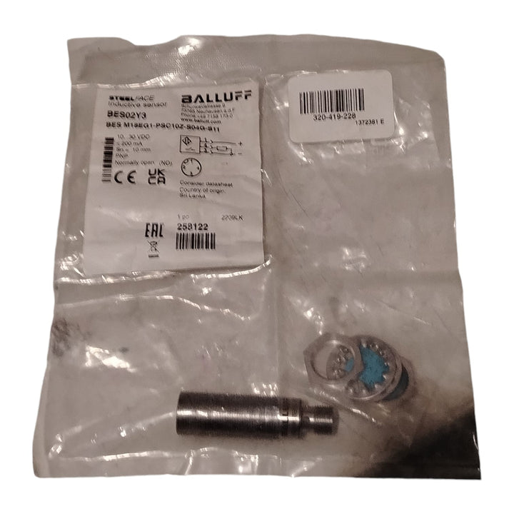 BALLUFF BES02Y3 BES M18EG1-PSC10Z-S04G-S11 Sensor inductivo