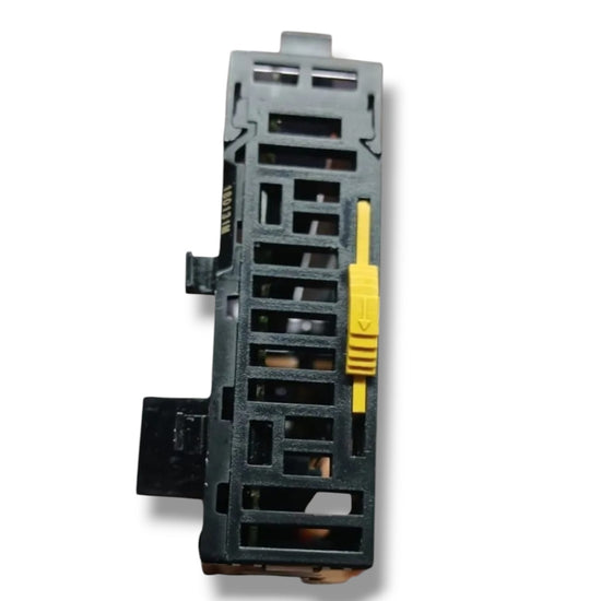 OMRON CJ2M-MD212 MODULO DE ENTRADAS Y SALIDAS