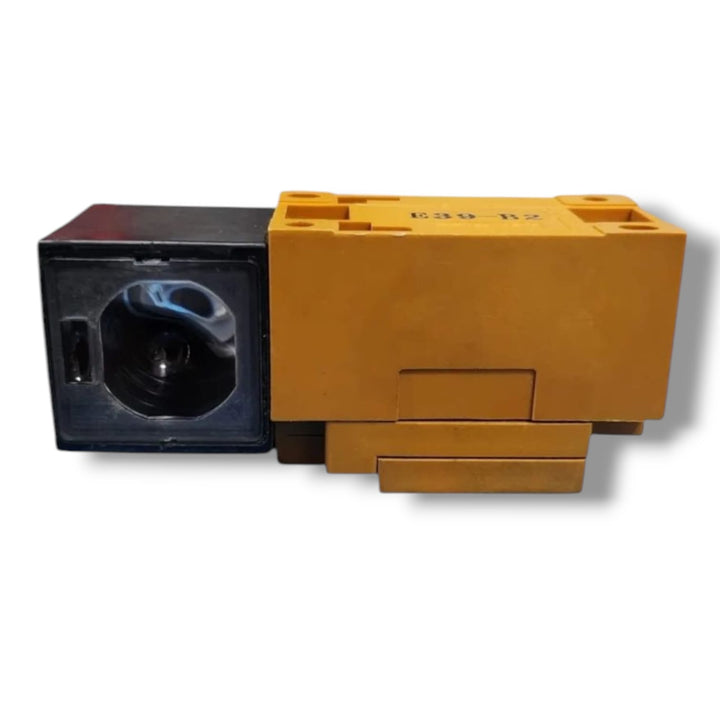 OMRON E3N2-50DT44B-US SENSOR FOTOELECTRICO
