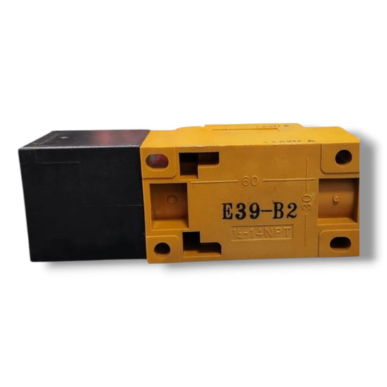 OMRON E3N2-50DT44B-US SENSOR FOTOELECTRICO